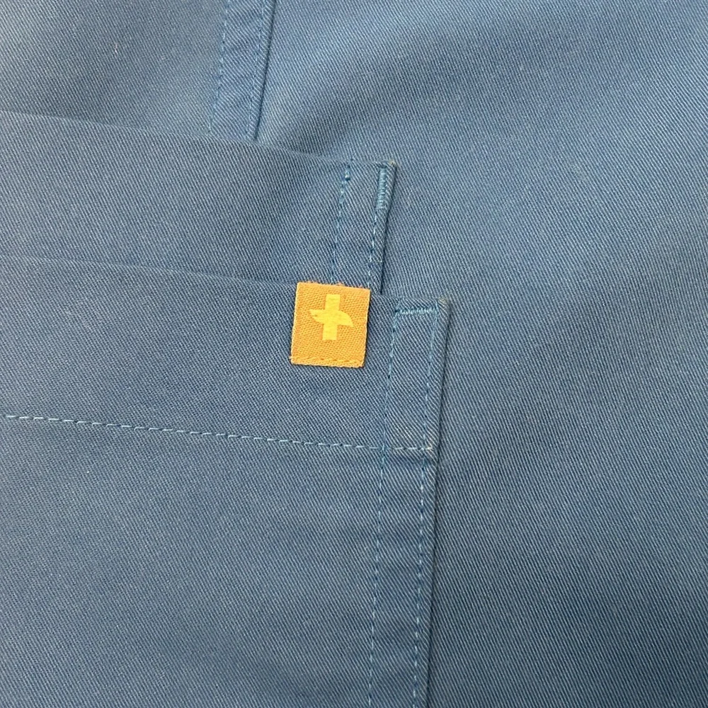 Figs Pocketed Scrub Drawstring Pants in‎ Blue Large